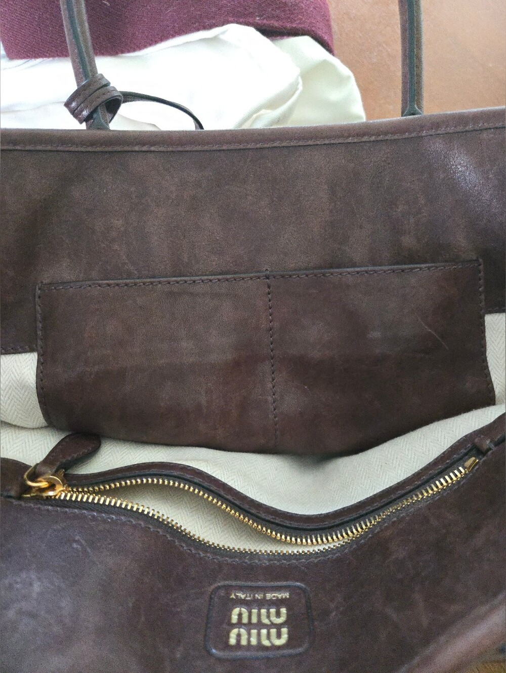 Miu Miu Aventure - Medium - Briarwood - Picture 9 of 14